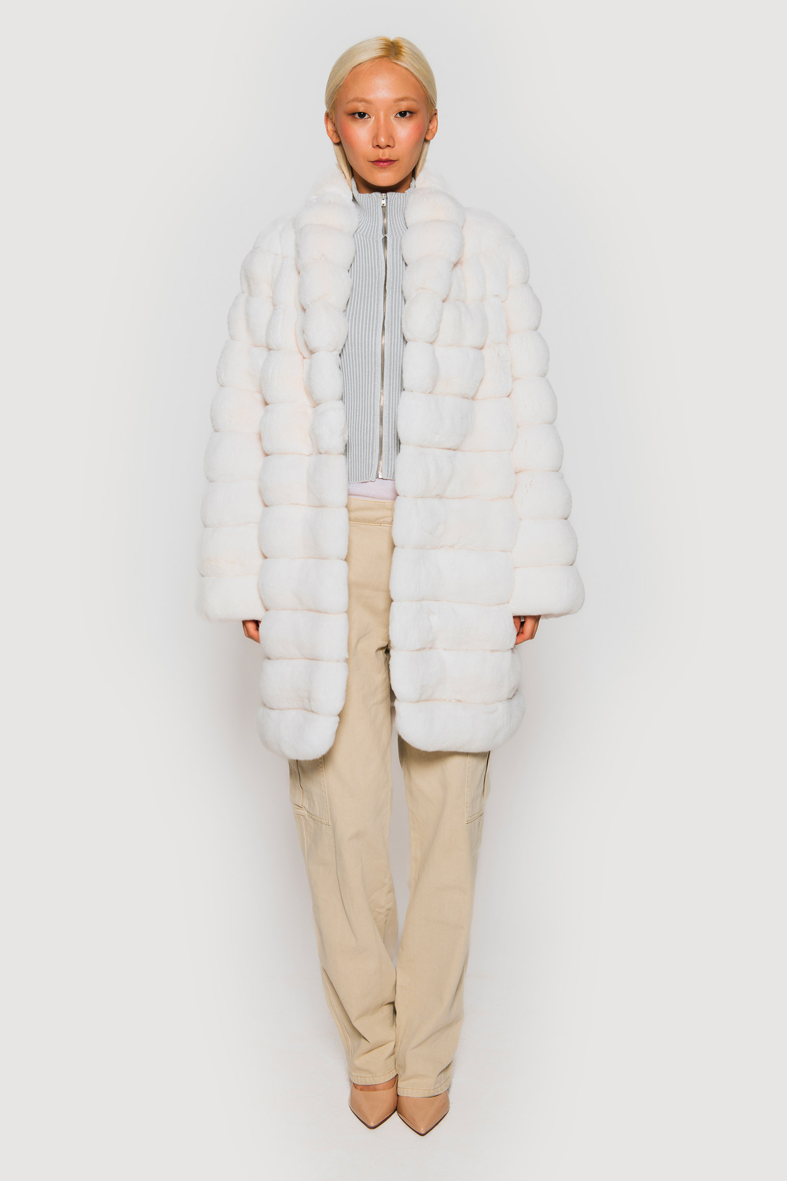 White chinchillà coat