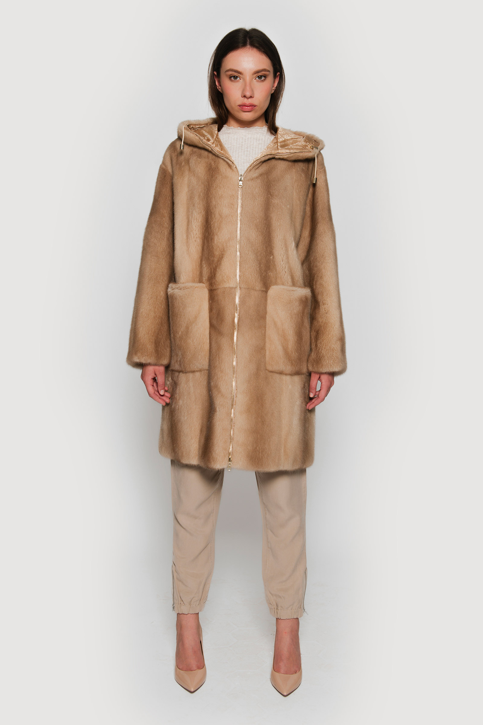 Logoed down jacket in light pastel mink