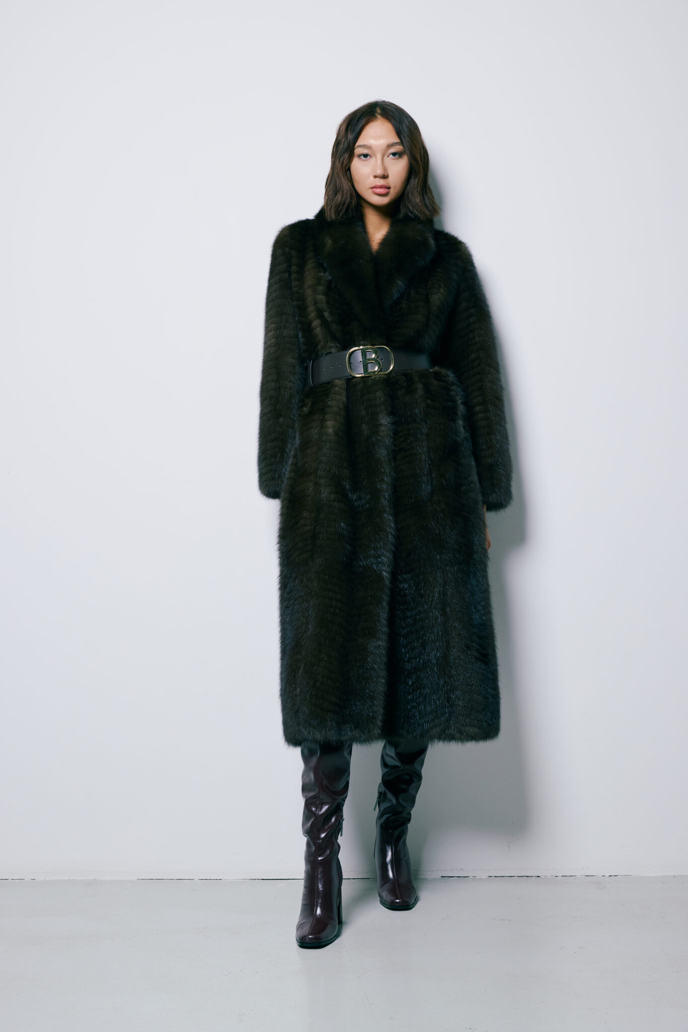 Sable threaded coat