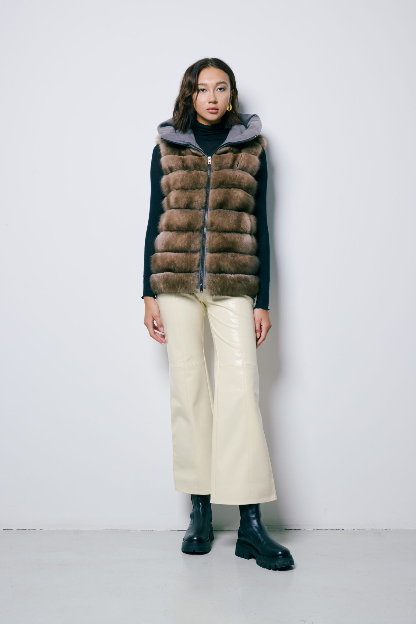 Cashmere and sable gilet